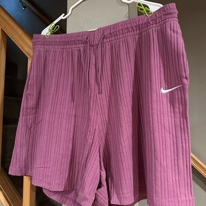 Nike Women's Ribbed Mauve Athletic Shorts